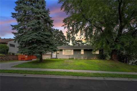 7450 Clayton Avenue, Inver Grove Heights, MN 55076