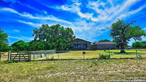 954 Big Meadows, Bandera, TX 78003