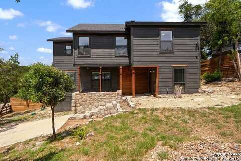 12584 Park Road 37, Lakehills, TX 78063