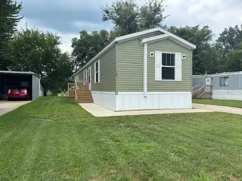 168 Roxbury Park, Goshen, IN 46526
