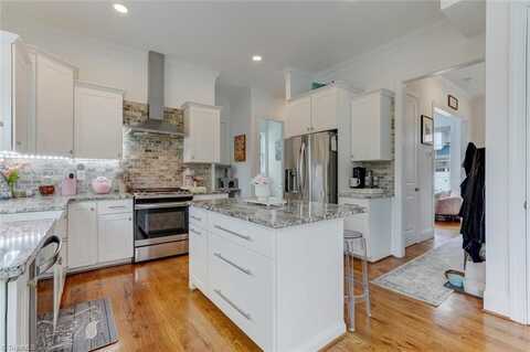 2 Gingerly Way, Greensboro, NC 27455