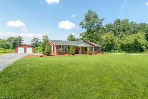 2670 Brook Cove Road, Walnut Cove, NC 27052