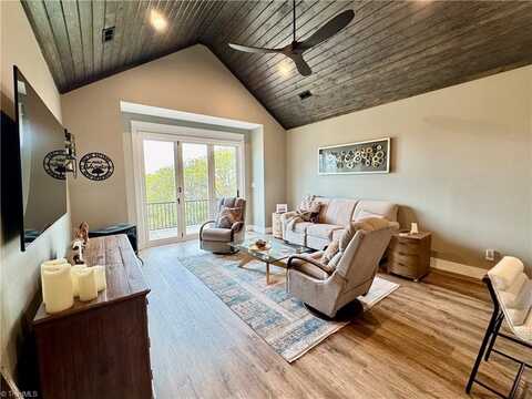 70 Paynes Court, Roaring Gap, NC 28668
