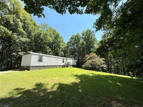 1927 Price Road, Moravian Falls, NC 28654