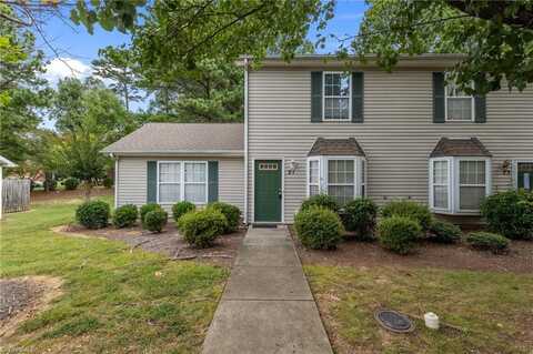 21 Grassy Knoll Circle, Greensboro, NC 27406