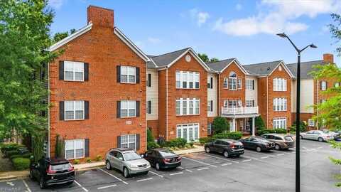 524 College Road, Greensboro, NC 27410