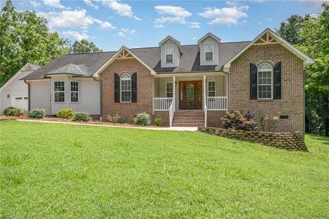 612 Underwood Drive, Thomasville, NC 27360