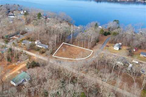 111 Waterway Drive, Lexington, NC 27292
