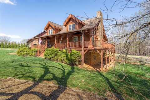 5543 Macy Grove Road, Kernersville, NC 27284