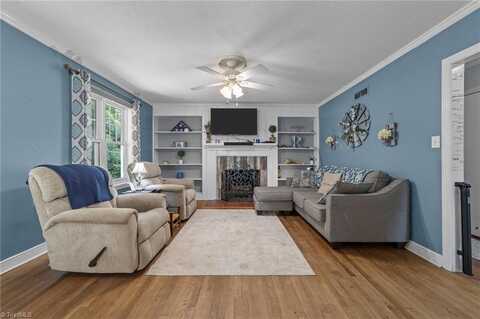 1333 Seminole Drive, Greensboro, NC 27408