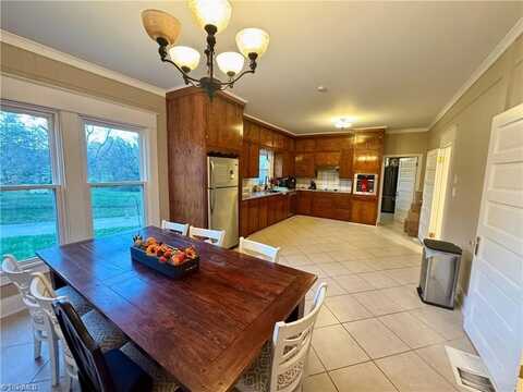 327 S Carolina Avenue, Boonville, NC 27011