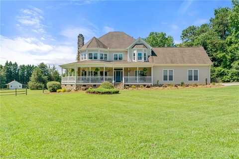 5701 Bunch Road, Oak Ridge, NC 27310