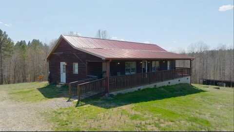 202-a Roby Fulk Road, Pinnacle, NC 27043