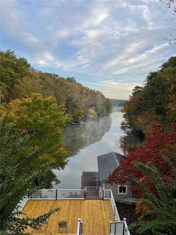 46827 Tall Whit Road, New London, NC 28127