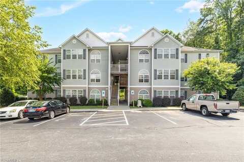 4705 Pennoak Lane, Greensboro, NC 27407