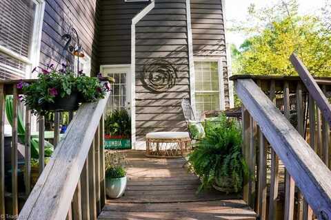 2704 Regents Park Lane, Greensboro, NC 27455