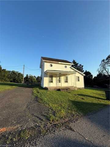 665 Vinson Street, Eden, NC 27288