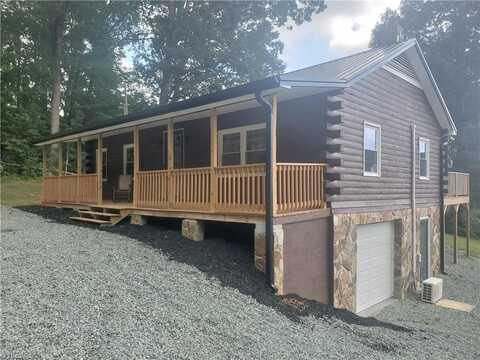 1404 Wright Country Road, Ramseur, NC 27316