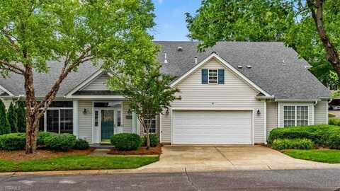 7 Patrick Henry Way, Greensboro, NC 27410