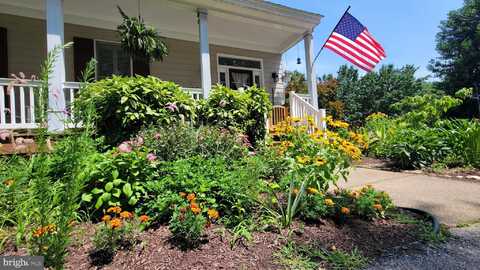 300 HICKORY CIRCLE, LA PLATA, MD 20646