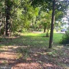 4004 BELNOR LANE, SUITLAND, MD 20746