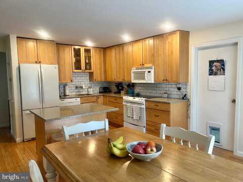 1126 SKYWAY DRIVE, ANNAPOLIS, MD 21409