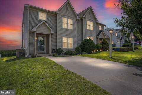725 DANBURY DRIVE, RED LION, PA 17356