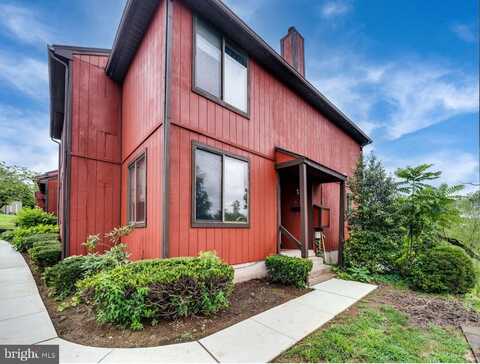 6 WILLOW WAY, READING, PA 19606