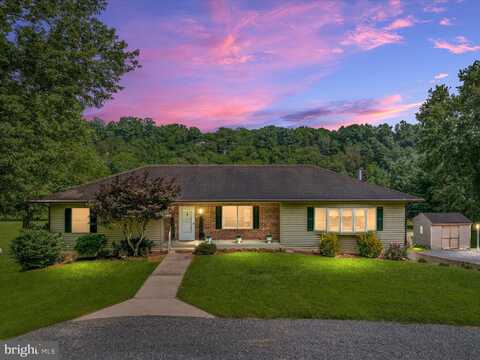 861 BATTLEFIELD BLUFF DRIVE, NEW MARKET, VA 22844