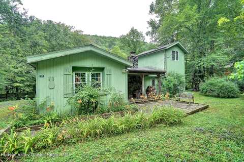 455 Woodland Valley Rd. Road, Phoenicia, NY 12464