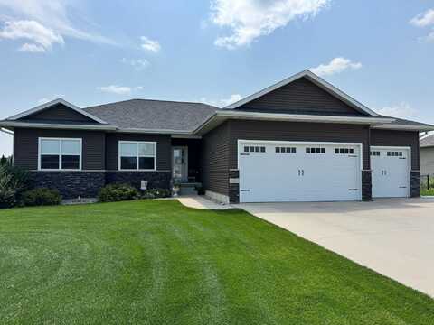 334 Limerick Drive, Jesup, IA 50648
