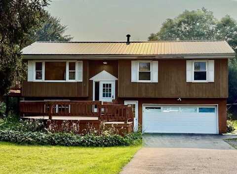 7915 Moline Road, Waterloo, IA 50703