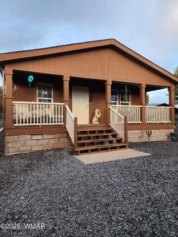 8 N Apache County Rd 3592, Vernon, AZ 85940