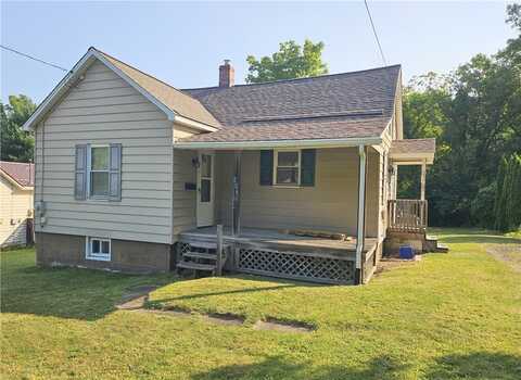 236 N Main St, Slippery Rock, PA 16057