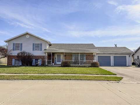 1528 Mary Lane, Celina, OH 45822
