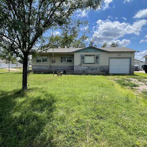 608 S Longwood Avenue, Fritch, TX 79036