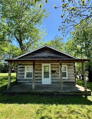 702 E Main ST, Siloam Springs, AR 72761