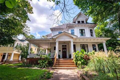 229 N Block AVE, Fayetteville, AR 72701