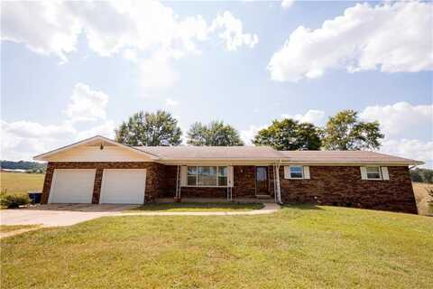2504 Joe Holt RD, Everton, AR 72633