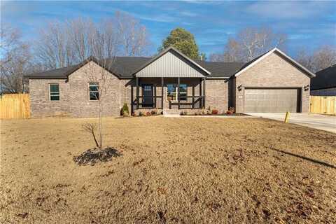 200 Ryder ST, Gentry, AR 72734