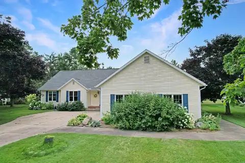 5085 Greenview Drive, Gaylord, MI 49735