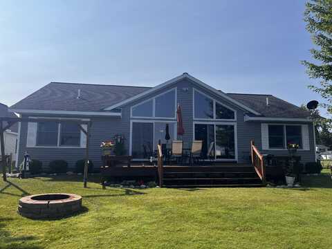 6845 Lakeview Blvd., Saint Helen, MI 48656