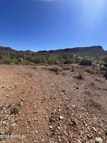 405 E HONDA BOW Road, New River, AZ 85087