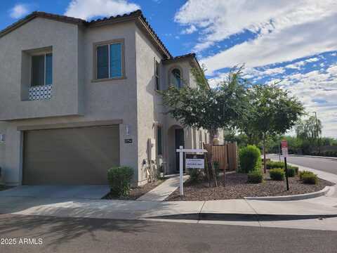 2754 S APACHE Drive, Chandler, AZ 85286