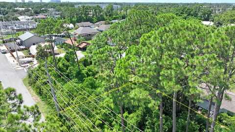 2329 Oakwood Street, Panama City, FL 32408