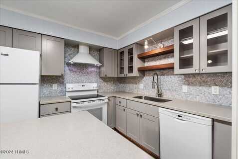 104 Cordillo Parkway, Hilton Head Island, SC 29928