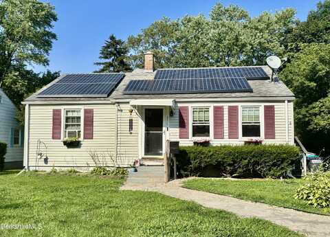 330 Connecticut Ave, Pittsfield, MA 01201