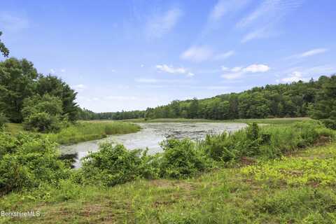 312 County Rd, New Marlborough, MA 01230