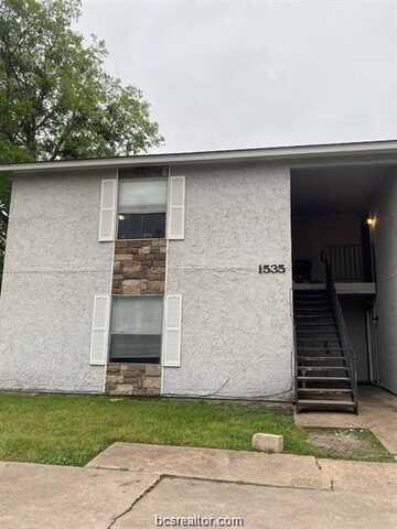 1535 Pine Ridge Drive, College Station, TX 77840