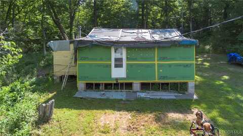 130 Sargent Lane, Climax Springs, MO 65324